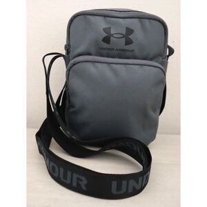 Under Armour 1364192-012 Unisex O/S Pitch Gray/Black Loudon Crossbody Bag